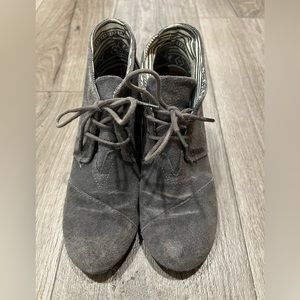 TOMS wedge booties, size 8, grey